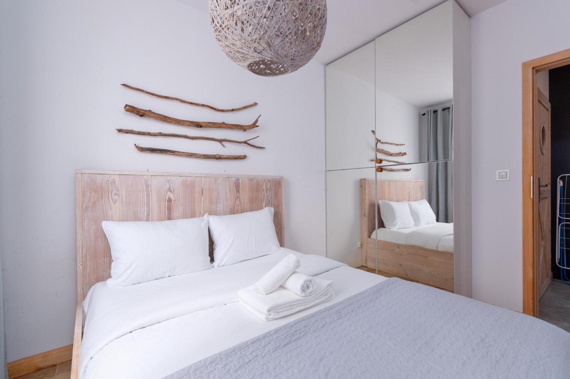 Paryski Zakatek Cosy Apartment Wroclaw Bagian luar foto
