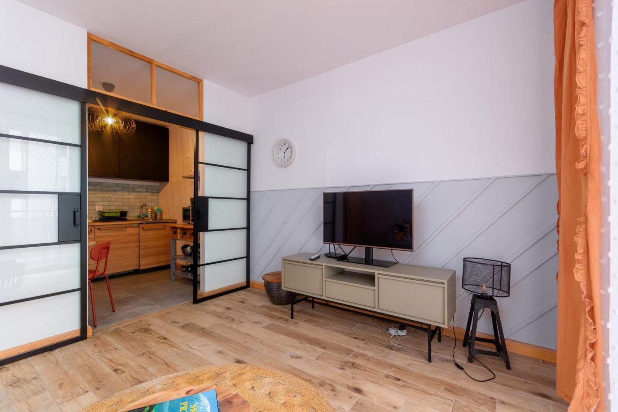 Paryski Zakatek Cosy Apartment Wroclaw Bagian luar foto
